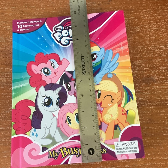NWOT My Little Pony Busy Book w/ Figures - Picture 12 of 12